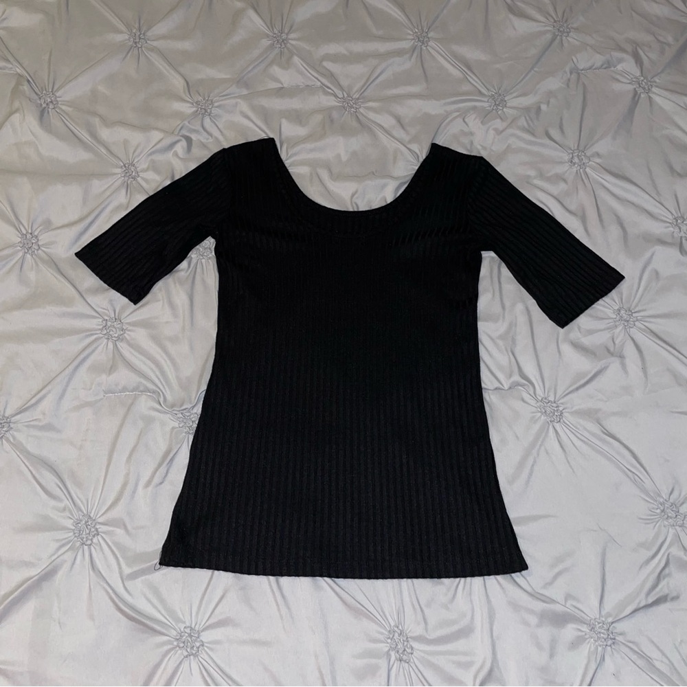 Decree Ribbed Knit Top - Picture 4 of 4